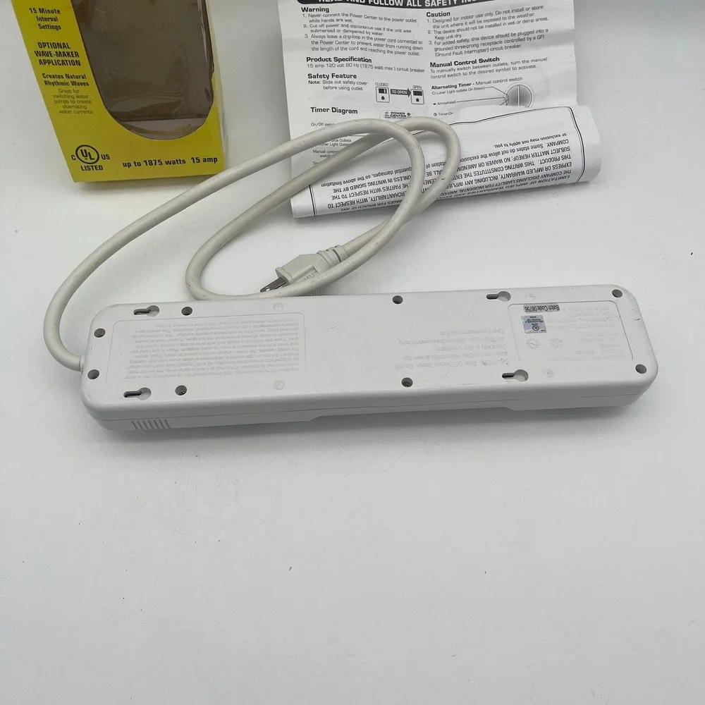 Coralife Aqualight Power Center Dual Day-Night Timer Wave-Maker 15A 1875W 01611
